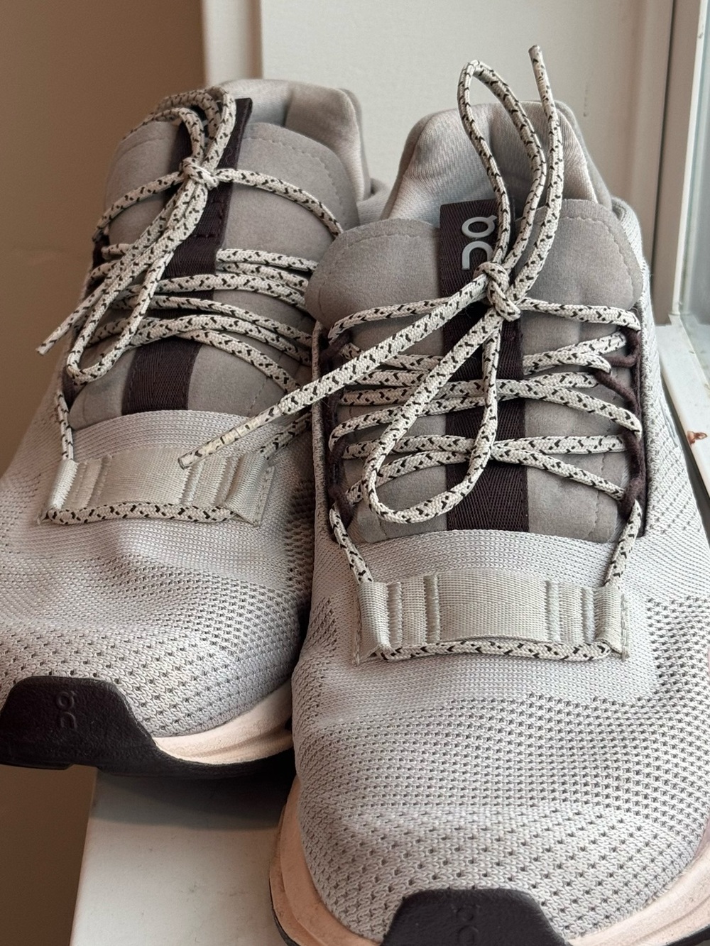 On Running Women's Light Gray Athletic Sneakers with Patterned Laces